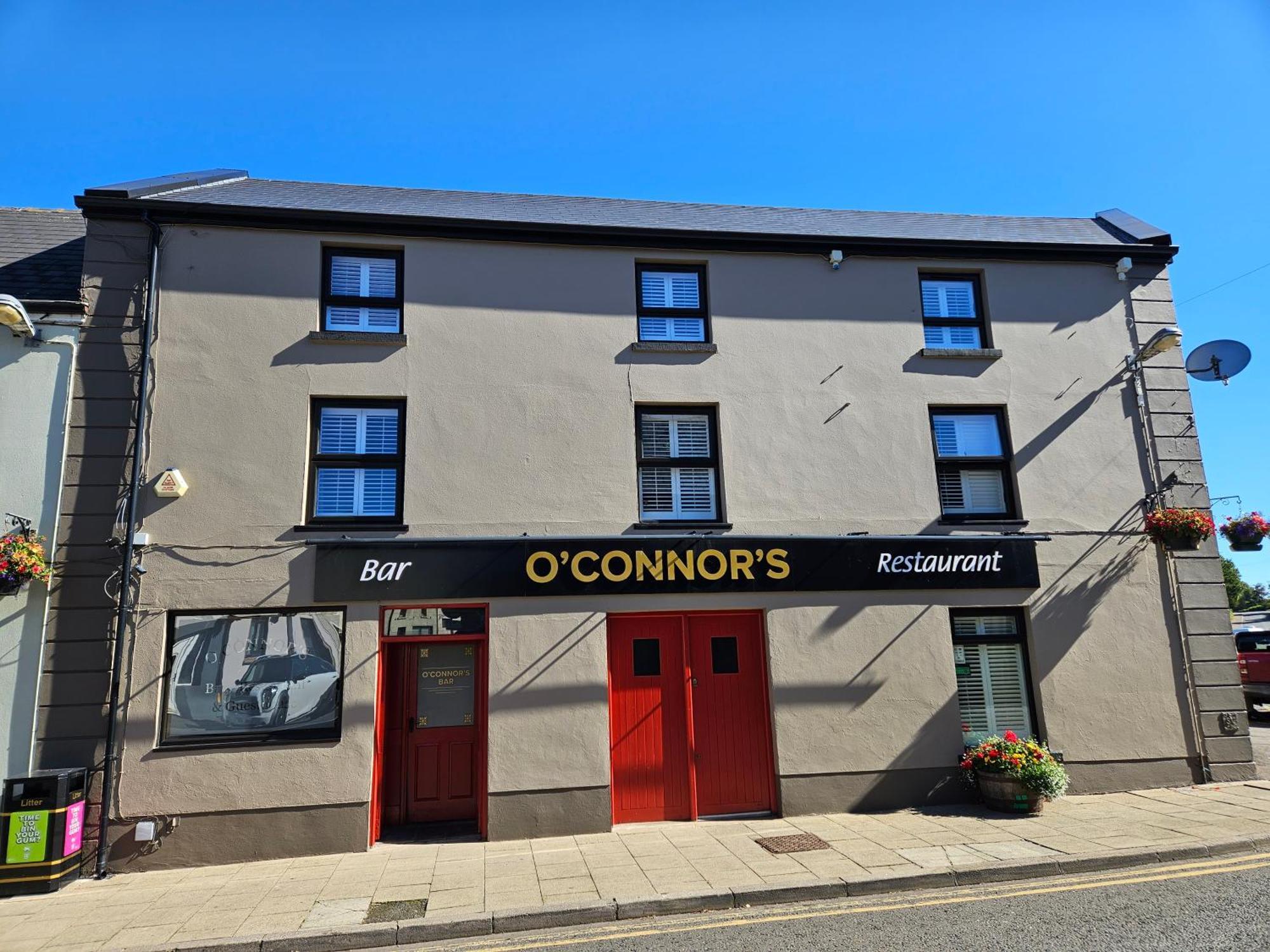 O'Connors Bar Restaurant And Guesthouse Dromore  المظهر الخارجي الصورة